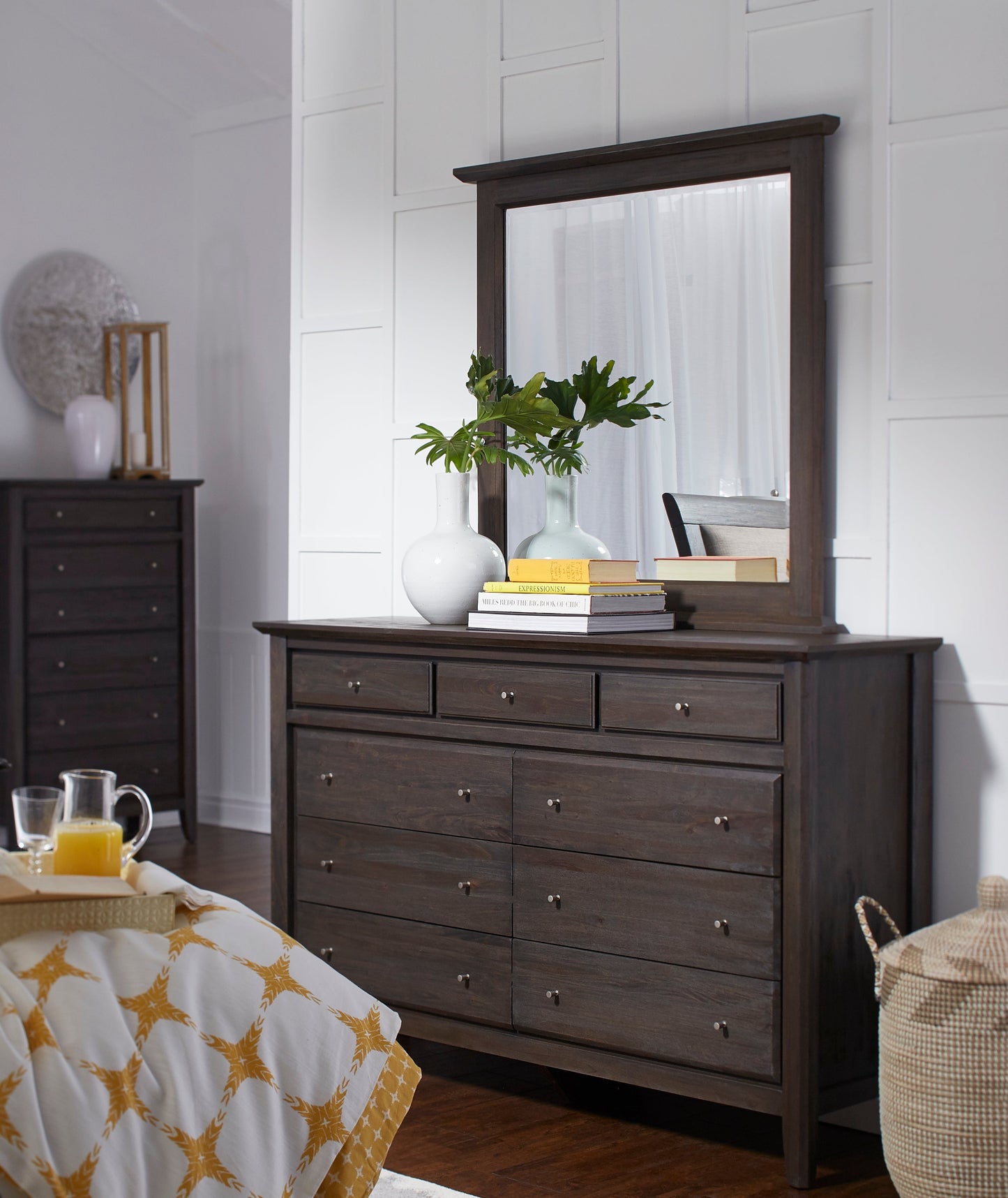 Modus City II Dresser in Dolphin