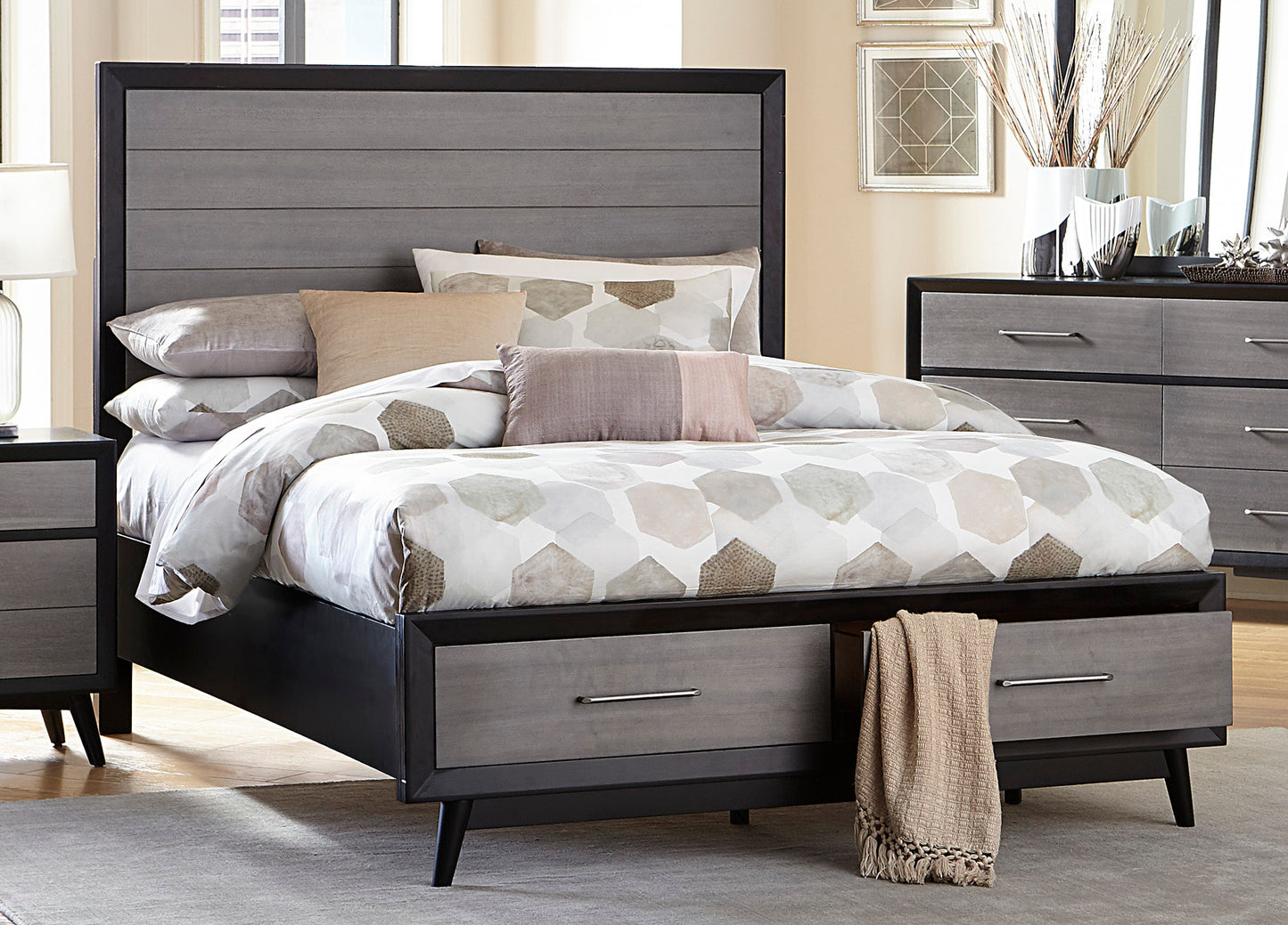 Regent Mid Century Modern Full Platform Bed with Footboard Storage in Grey