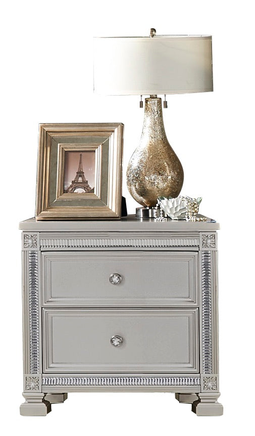 Homelegance Bevelle 4PC Bedroom Set Queen Bed Dresser Mirror One Nightstand in Metallic Grey