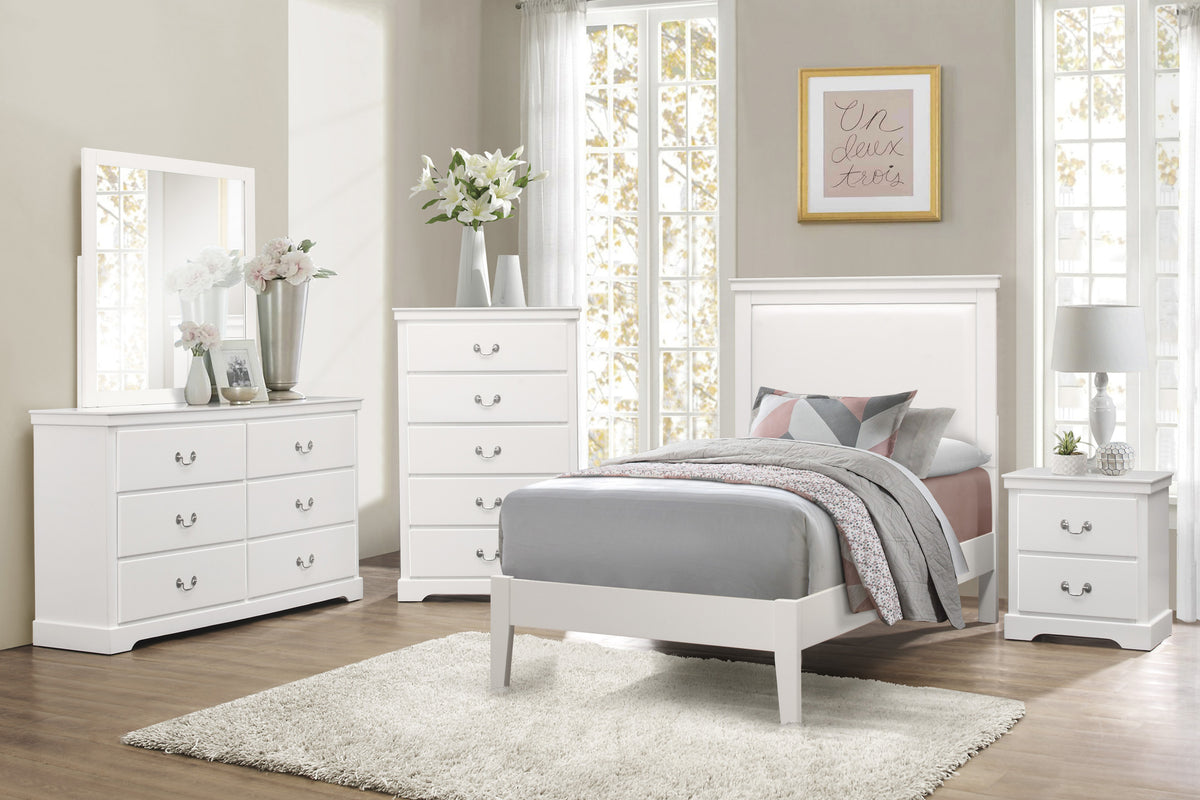 Homelegance Dresser White Traditional Style with Satin Nickel Hardware 1519WH-4
