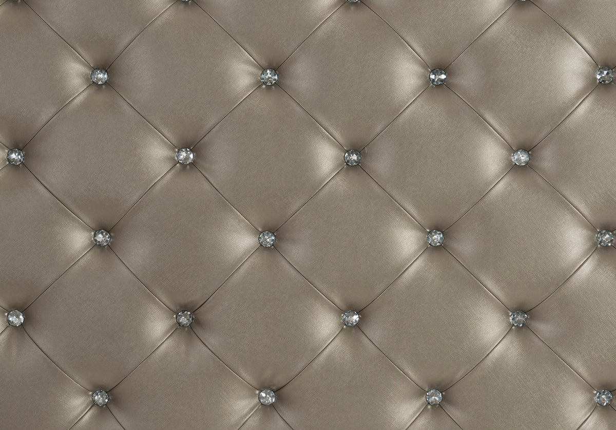 Homelegance Avondale Queen Bed In Gray