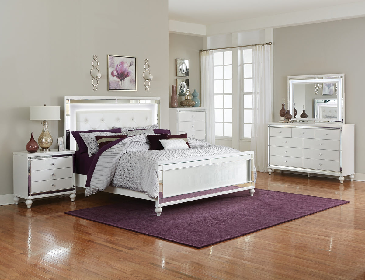 Homelegance Alonza Queen Bed With Led Light In Silver