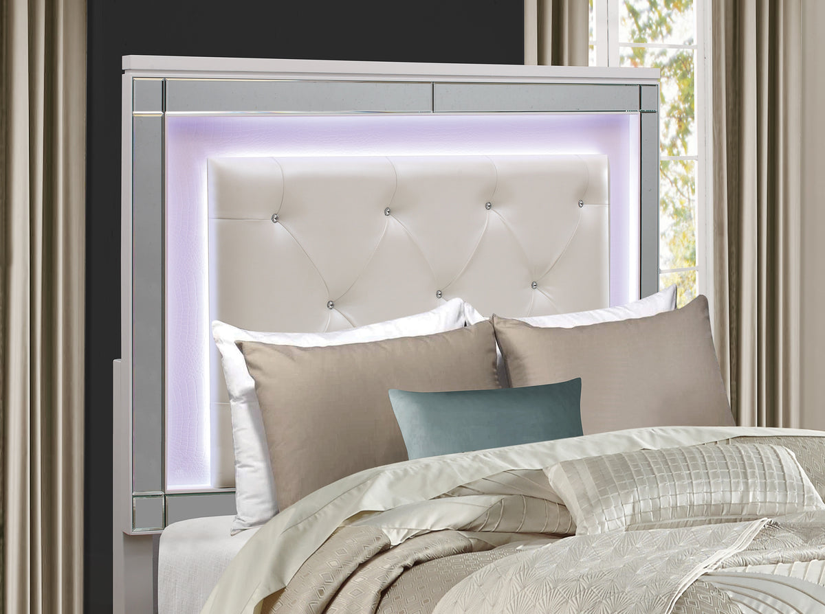 Homelegance Alonza Queen Bed With Led Light In Silver