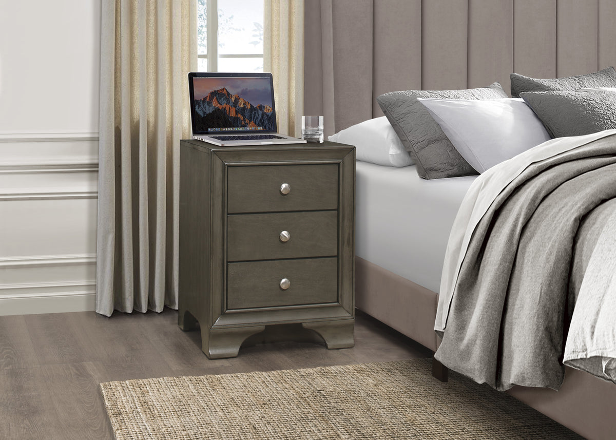 Homelegance Dresser Gray Traditional Style with USB Ports and Chrome Knobs 4598GYU