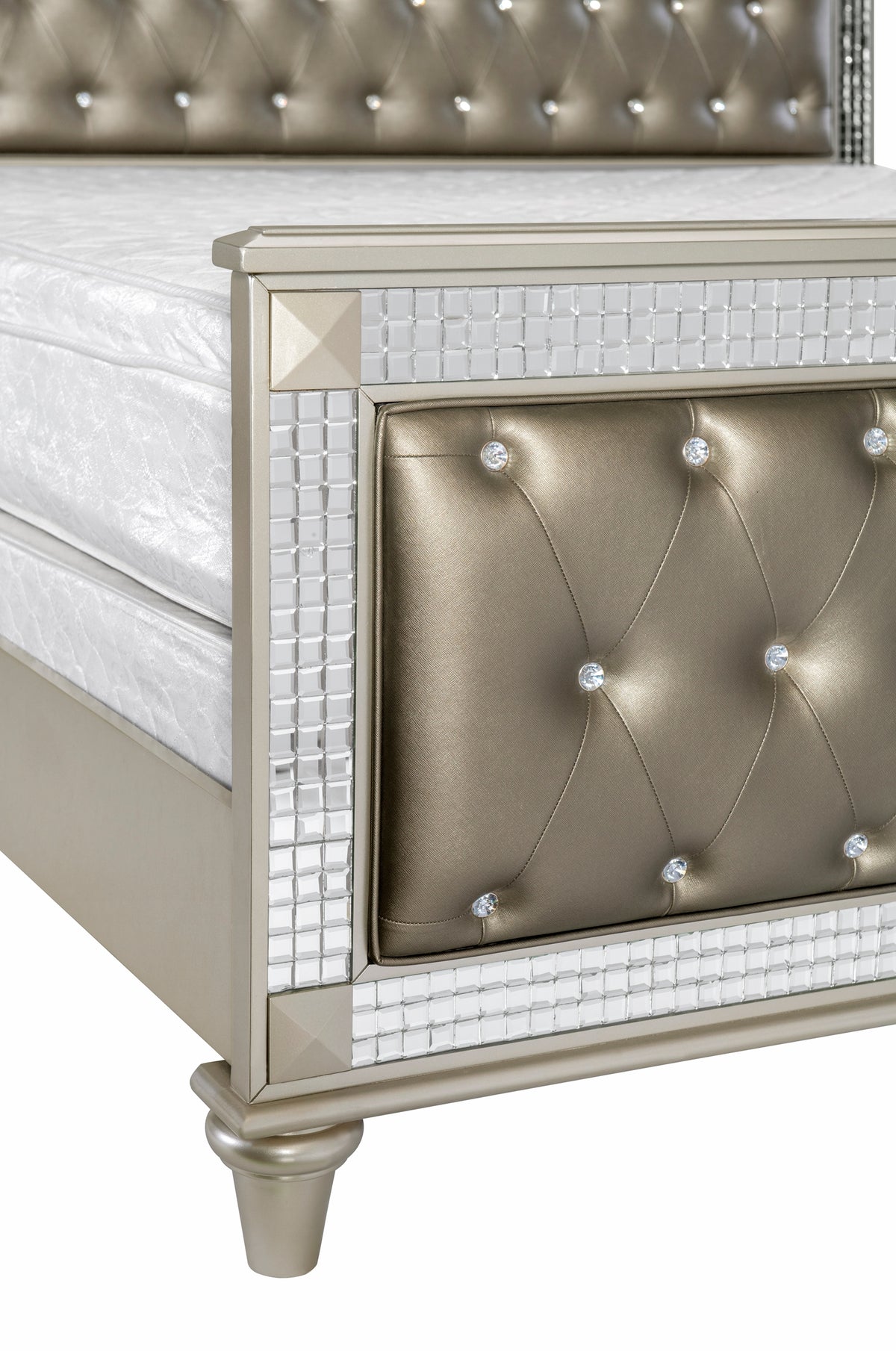Homelegance Juliette Queen Bed In Silver