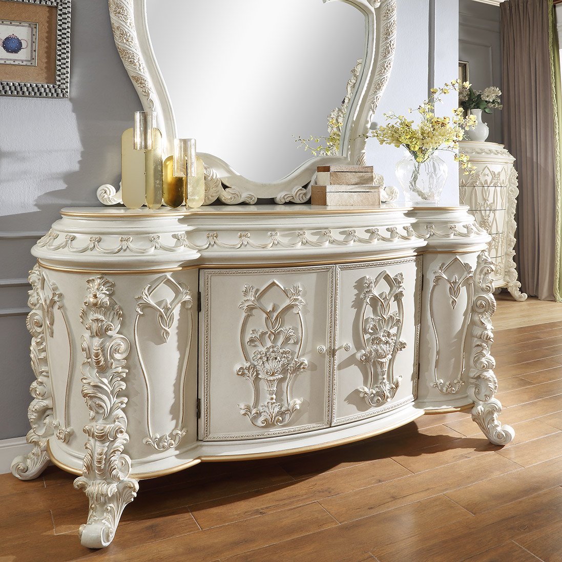 Dresser in Antique White & Gold Brush Finish D1806 European Traditional Victorian