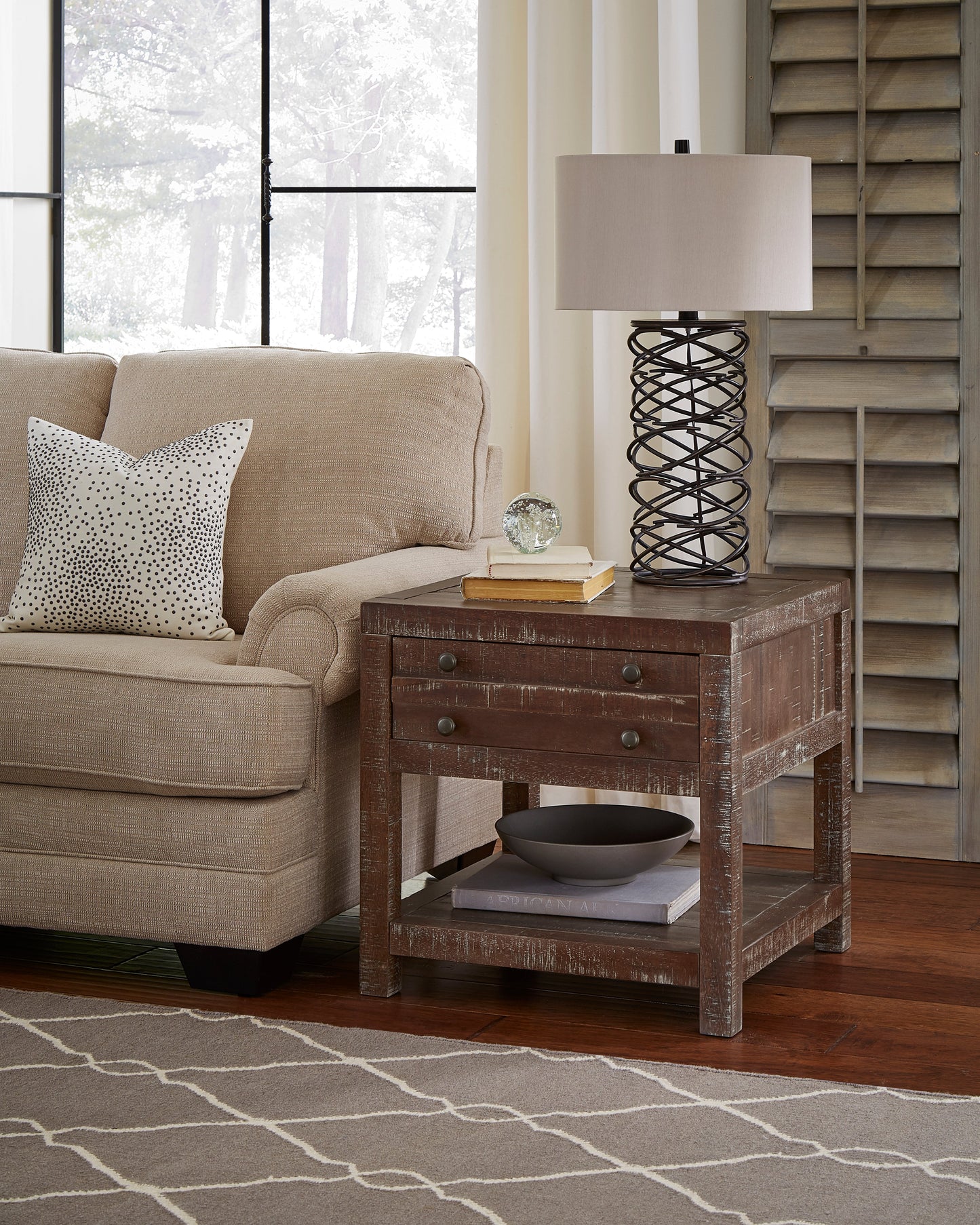 Modus Townsend End Table in Java