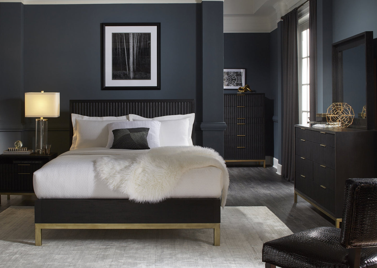 Modus Kentfield 5PC Queen Bedroom Set with Chest in Black Drifted Oak