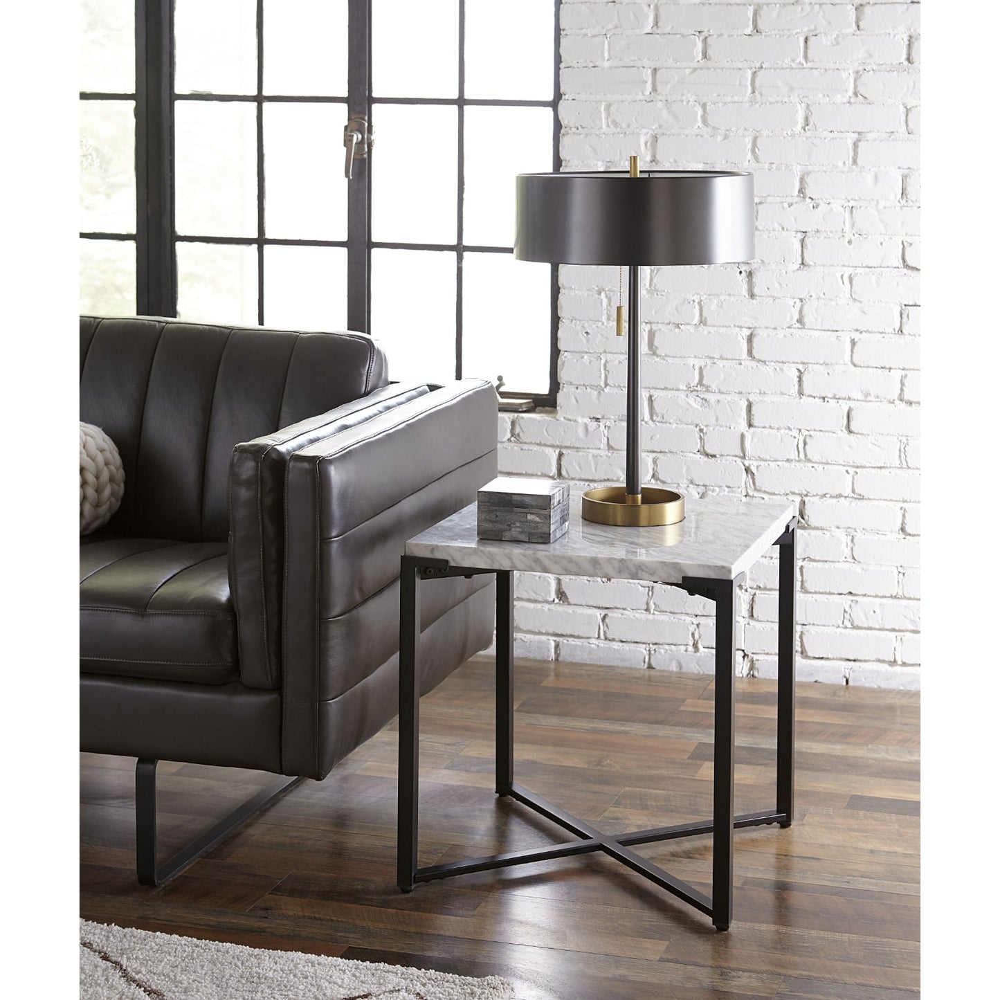 Modus Saxon End Table in Matte Black