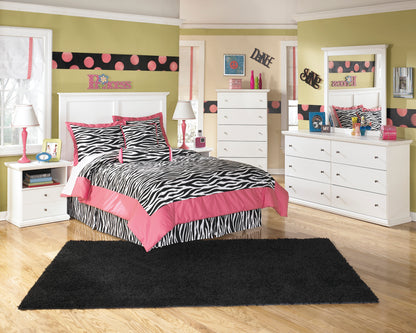 Ashley Bostwick Shoals 6 PC Queen Panel Headboard Bedroom Set with Two Nightstands & Chest in White - The Furniture Space.