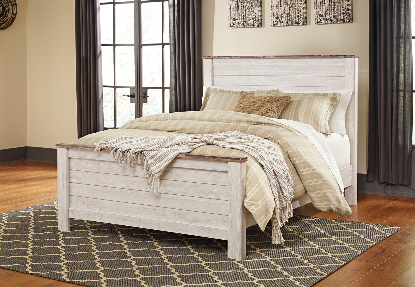 Ashley Willowton Cal King Panel Bed in White