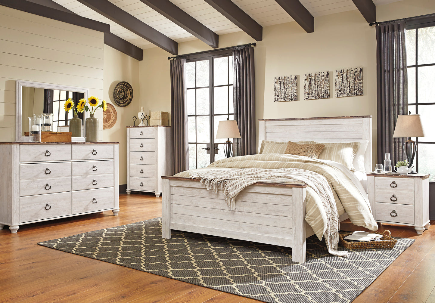 Ashley Willowton 6PC E King Panel Bedroom Set with Two Nightstand & Chest in White