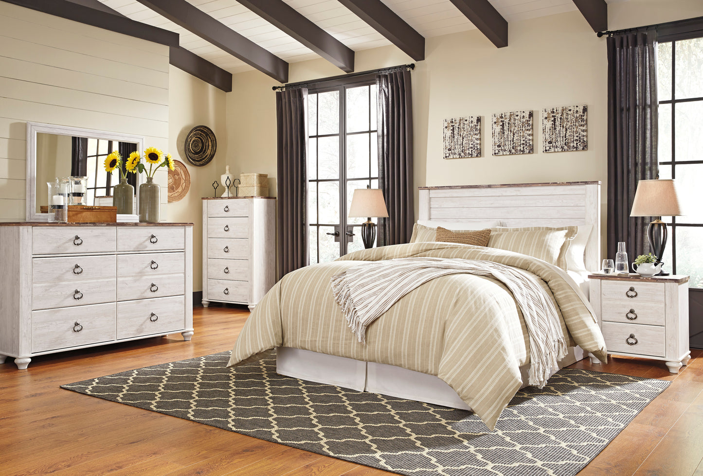 Ashley Willowton 6PC Queen Full Panel Headboard Bedroom Set with Two Nightstand & Chest in White