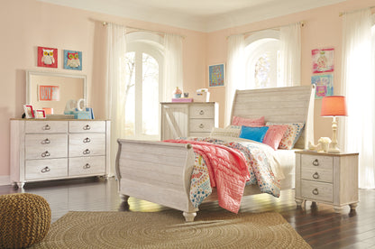 Ashley Willowton 5PC E King Sleigh Bedroom Set One Nightstand Dresser Mirror Chest in White