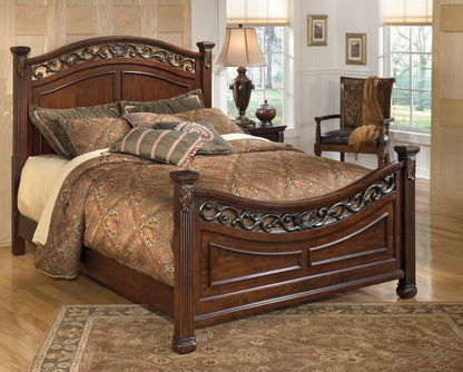 Ashley Leahlyn Queen Panel Bed in Warm Brown