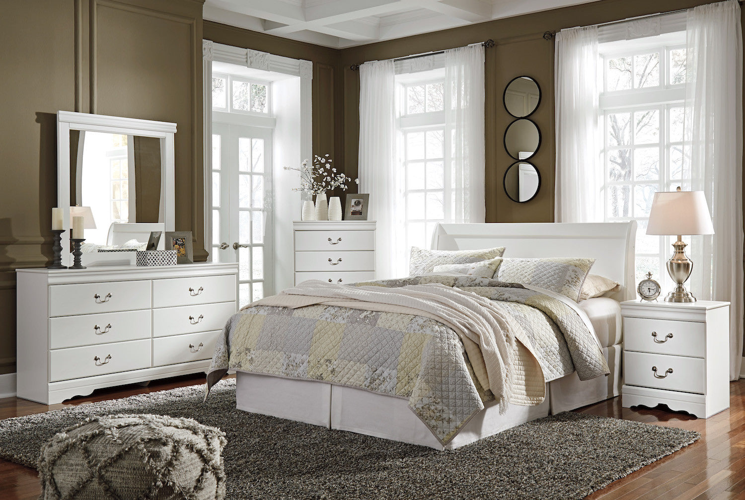 Ashley Anarasia  5PC Queen Sleigh Headboard Bedroom Set  With Chest In White