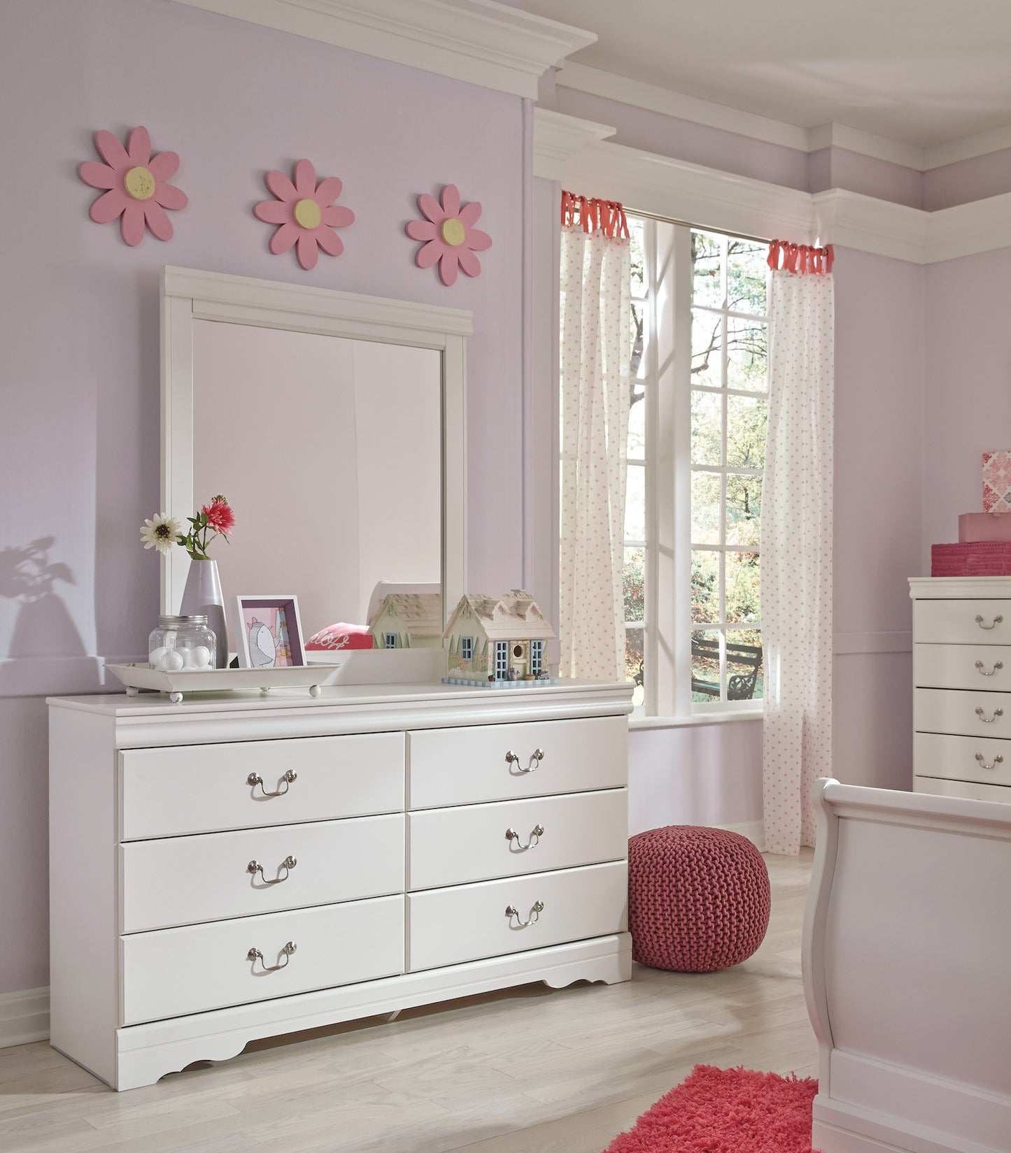 Ashley Anarasia Six Drawer Dresser and Mirror In White