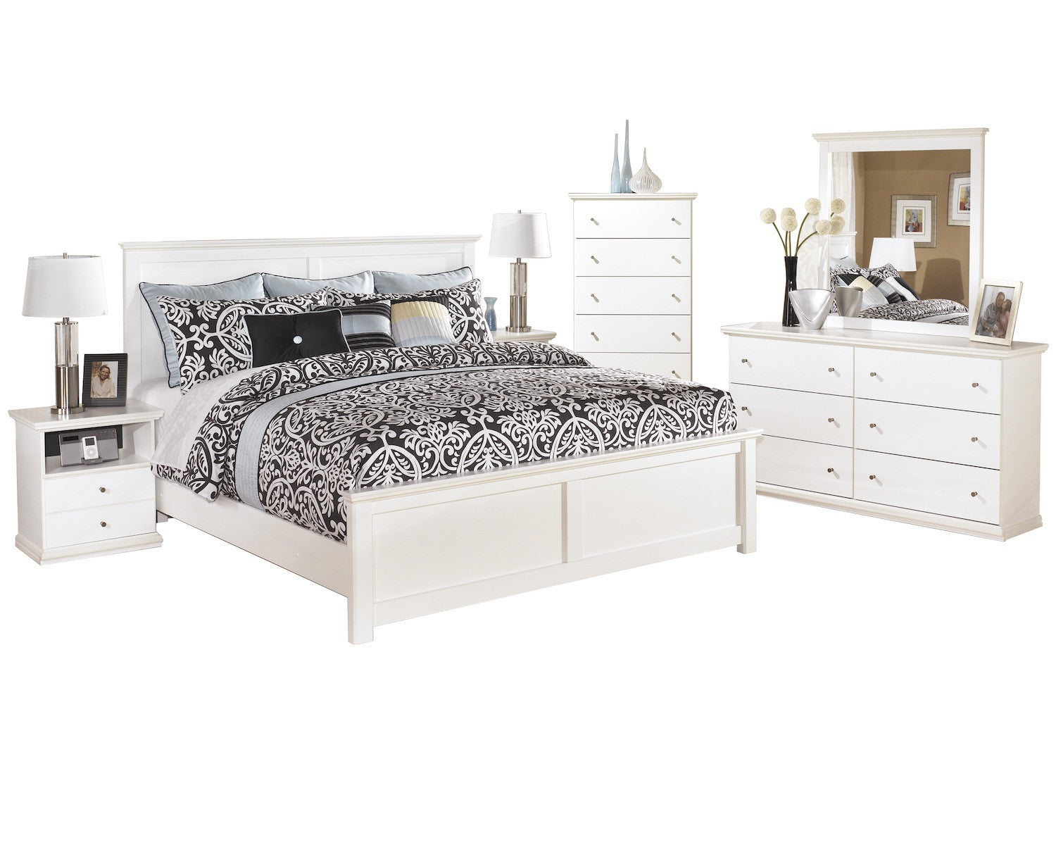 Ashley Bostwick Shoals 6 PC E King Panel Bedroom Set in White