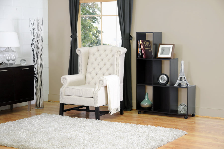 Traditional Club Chair in Beige Linen Fabric